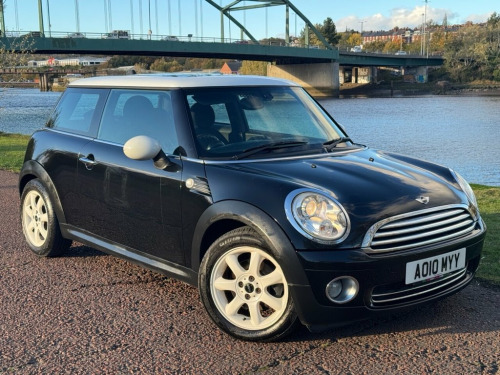 MINI Hatch  1.6 Cooper Hatchback 3dr Petrol Steptronic Euro 5 