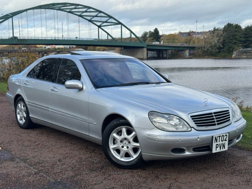 Mercedes-Benz S-Class S500 0.0L