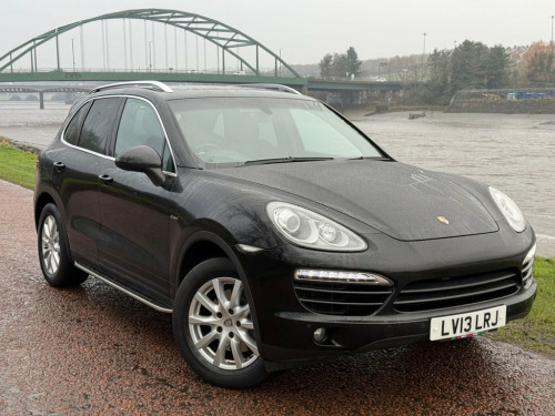 Porsche Cayenne  3.0 TD V6 SUV 5dr Diesel Tiptronic 4WD Euro 5 (s/s 