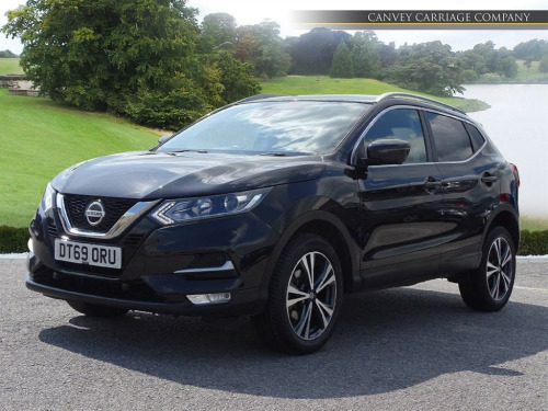 Nissan Qashqai  1.3 DIG-T N-Connecta Euro 6 (s/s) 5dr