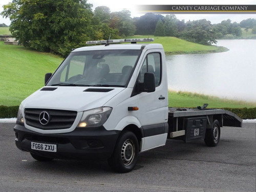 Mercedes-Benz Sprinter  Flatbed car transporter