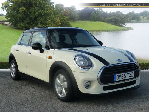 MINI Hatch  1.5 Cooper Euro 6 (s/s) 5dr