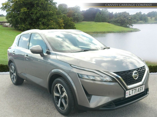 Nissan Qashqai  1.3 DIG-T MHEV N-Connecta XTRON Euro 6 (s/s) 5dr