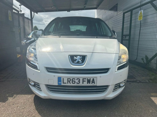 Peugeot 5008  1.6 THP ALLURE 5d 156 BHP