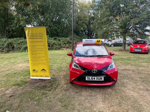 Toyota AYGO  1.0 VVT-i x-play Hatchback 5dr Petrol Manual Euro 