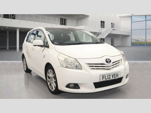 Toyota Verso  2.2 D-CAT T Spirit MPV 5dr Diesel Auto Euro 5 (150