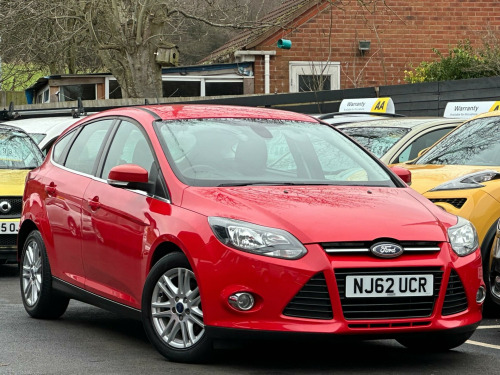 Ford Focus  1.6 TDCi Titanium Euro 5 (s/s) 5dr