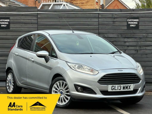 Ford Fiesta  1.0T EcoBoost Titanium Euro 5 (s/s) 5dr