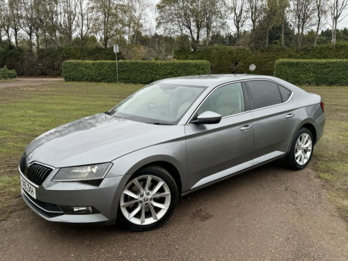 Skoda Superb  2.0 TDI SE L Executive Hatchback 5dr Diesel Manual