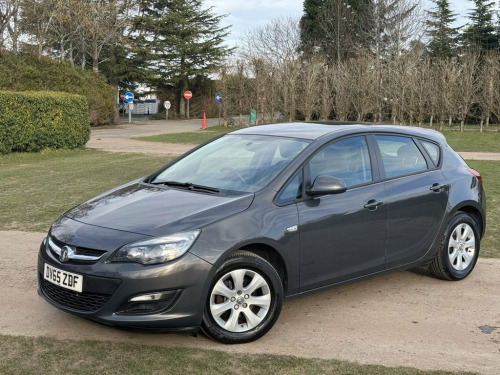 Vauxhall Astra  1.4i Design Hatchback 5dr Petrol Manual Euro 6 (10