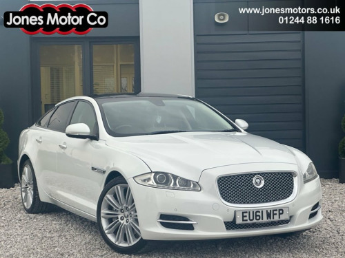 Jaguar XJ  5.0 V8 Premium Luxury Saloon 4dr Petrol Auto Euro 