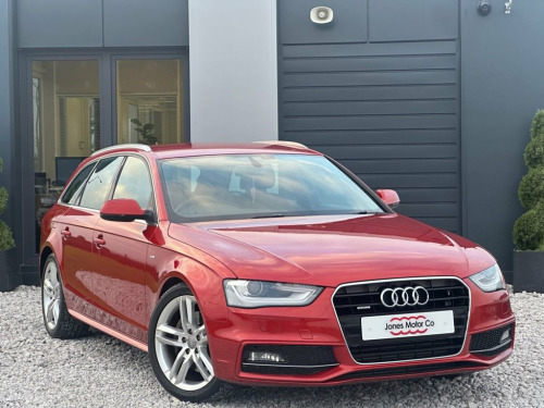 Audi A4 Avant  AVANT TFSI QUATTRO S LINE