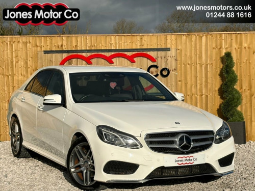 Mercedes-Benz E-Class E220 2.1 E220 BlueTEC AMG Line Saloon 4dr Diesel G-Tron 