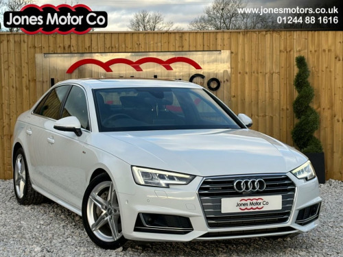 Audi A4  2.0 TFSI 45 S line Saloon 4dr Petrol S Tronic quat 
