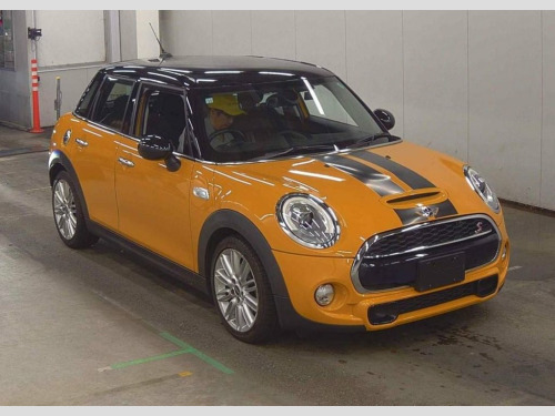 MINI Hatch  2.0 Cooper SD Hatchback 5dr Diesel Auto 6Spd Euro 