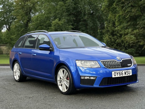 Skoda Octavia  2.0 TDI vRS Estate 5dr Diesel Manual Euro 6 (s/s) 