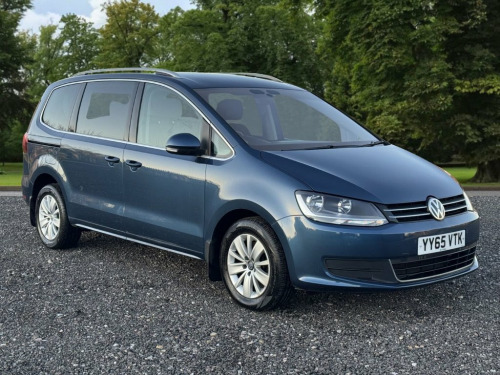 Volkswagen Sharan  2.0 TDI BlueMotion Tech SE Nav MPV 5dr Diesel DSG 