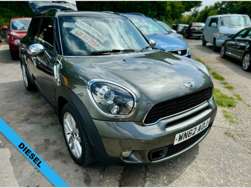 MINI Countryman  2.0 Cooper SD SUV 5dr Diesel Manual ALL4 Euro 5 (s