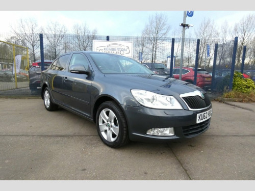 Skoda Octavia  1.6 TDI Elegance Hatchback 5dr Diesel Manual Euro 