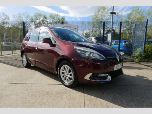 Renault Scenic  1.5 dCi ENERGY Dynamique TomTom MPV 5dr Diesel Man