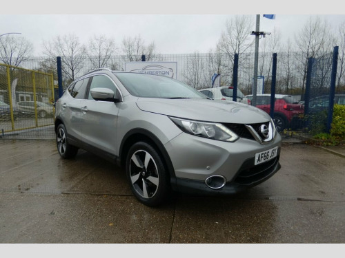 Nissan Qashqai  1.5 dCi N-Connecta SUV 5dr Diesel Manual 2WD Euro 
