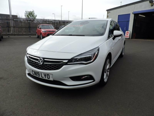 Vauxhall Astra  1.6 CDTi BlueInjection SRi Hatchback 5dr Diesel Ma