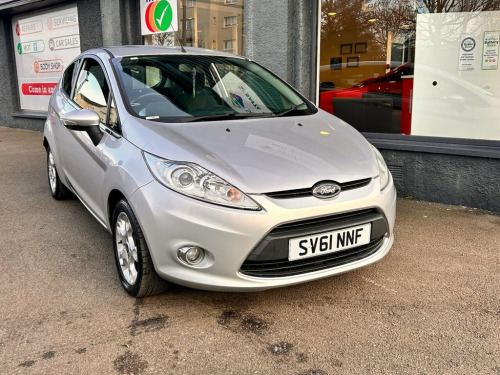 Ford Fiesta  1.25 Zetec Hatchback 3dr Petrol Manual (129 g/km, 