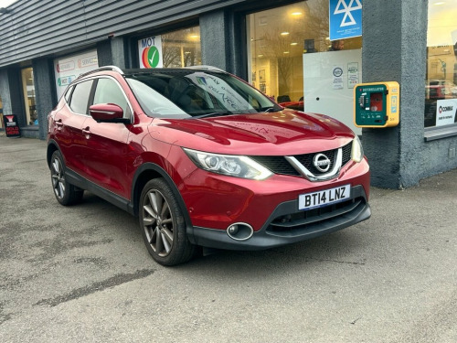 Nissan Qashqai  1.2 DIG-T Tekna SUV 5dr Petrol Manual 2WD Euro 5 ( 