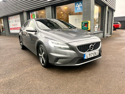 Volvo V40  2.0 D2 R-Design Nav Plus Hatchback 5dr Diesel Auto 