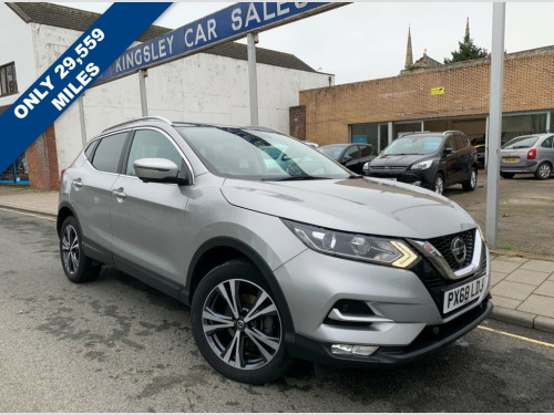 Nissan Qashqai  1.5 dCi N-Connecta SUV 5dr Diesel Manual Euro 6 (s