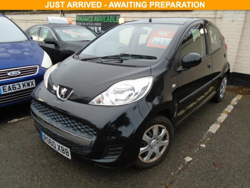 Peugeot 107  1.0 12V Urban Hatchback 5dr Petrol 2 Tronic Euro 5