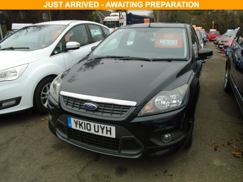 Ford Focus  1.6 Zetec S Hatchback 5dr Petrol Manual (157 g/km,