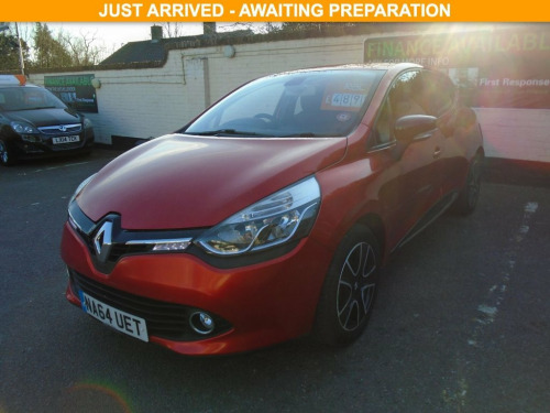 Renault Clio  1.2 16V Dynamique MediaNav Hatchback 5dr Petrol Ma