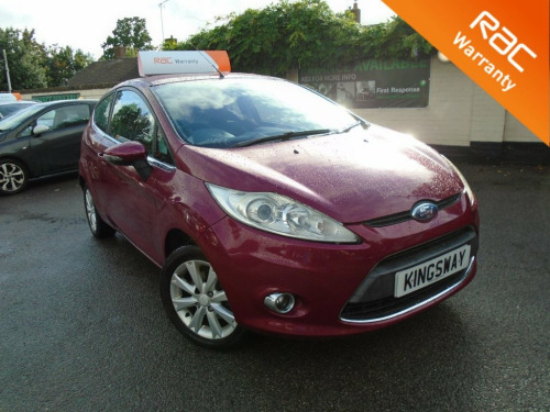 Ford Fiesta  1.25 Zetec Hatchback 3dr Petrol Manual (133 g/km, 