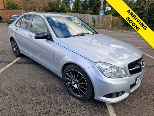 Mercedes-Benz C-Class C180 1.8 C180 BlueEfficiency SE Edition 125 Saloon 4dr 