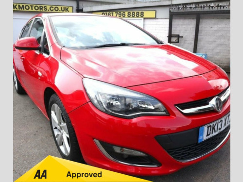 Vauxhall Astra  1.6 16v SRi Hatchback 5dr Petrol Manual Euro 5 (11