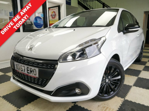 Peugeot 208  1.2 PureTech Black Edition Hatchback 3dr Petrol Ma