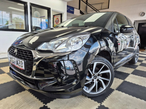 DS DS 3  1.2 PureTech Connected Chic Hatchback 3dr Petrol M
