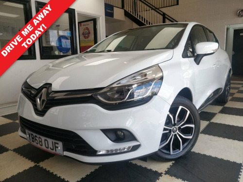 Renault Clio  0.9 TCe Play Hatchback 5dr Petrol Manual Euro 6 (s
