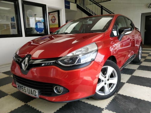 Renault Clio  0.9 TCe Dynamique Nav Hatchback 5dr Petrol Manual 