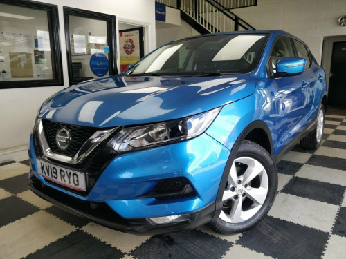 Nissan Qashqai  1.5 dCi Acenta Premium SUV 5dr Diesel Manual Euro 