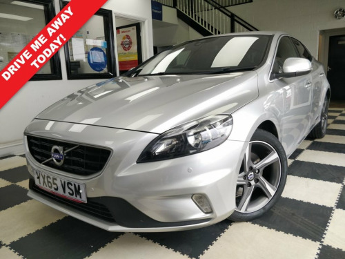 Volvo V40  2.0 D2 R-Design Hatchback 5dr Diesel Manual Euro 6