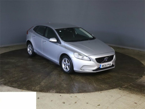 Volvo V40  2.0 T2 ES Hatchback 5dr Petrol Manual Euro 6 (s/s)