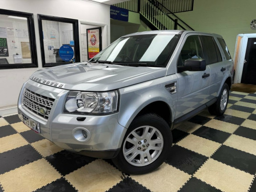 Land Rover Freelander 2  2.2 TD4 XS SUV 5dr Diesel Auto 4WD Euro 4 (160 ps) 