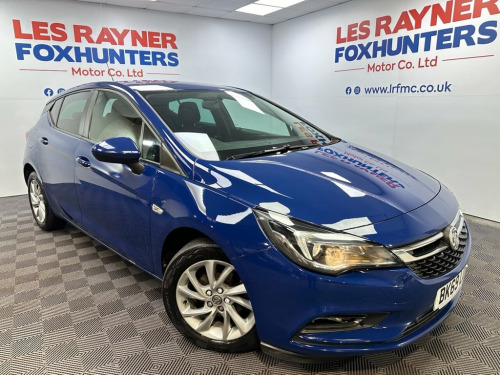 Vauxhall Astra  1.6 CDTi ecoTEC BlueInjection Tech Line Nav Hatchb