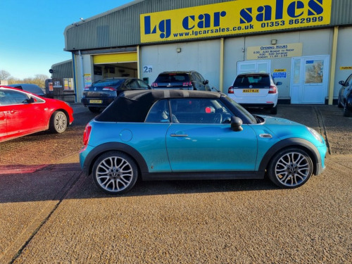 MINI Convertible  1.5 Cooper Convertible 2dr Petrol Manual Euro 6 (s