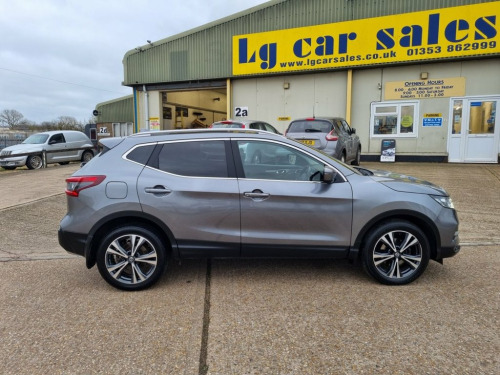 Nissan Qashqai  1.2 DIG-T N-Connecta SUV 5dr Petrol Manual Euro 6 