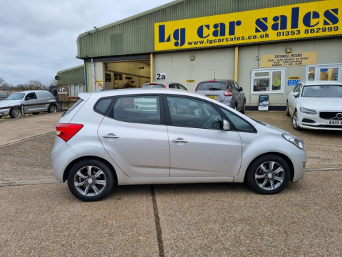 Hyundai ix20  1.4 Blue Drive SE Hatchback 5dr Petrol Manual Euro