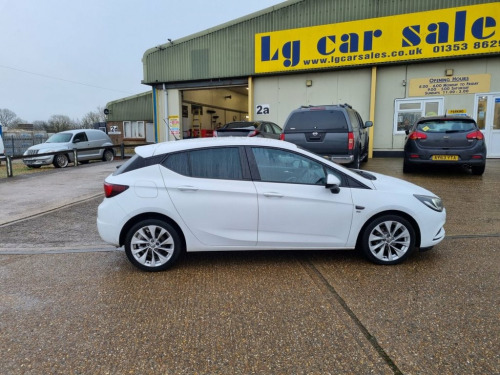 Vauxhall Astra  1.4i Turbo SE Hatchback 5dr Petrol Manual Euro 6 (