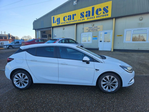 Vauxhall Astra  1.4i Turbo SE Hatchback 5dr Petrol Manual Euro 6 (